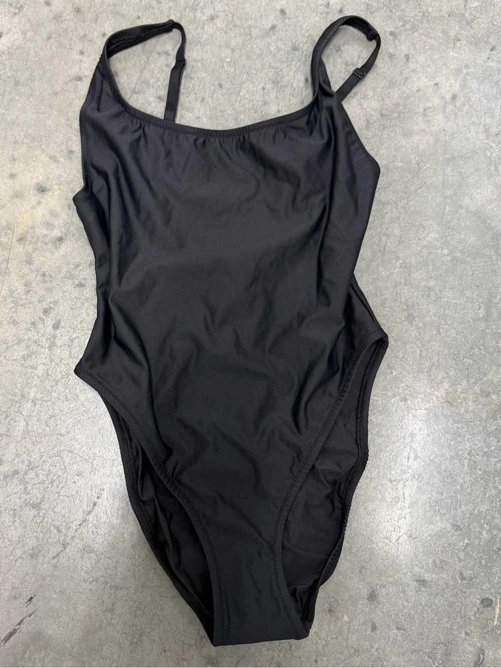 SKIMS nwt size